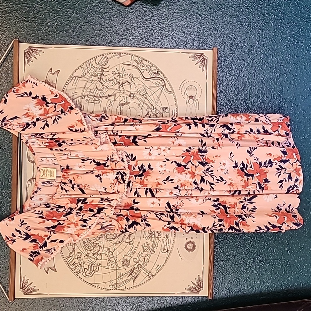 Floral top